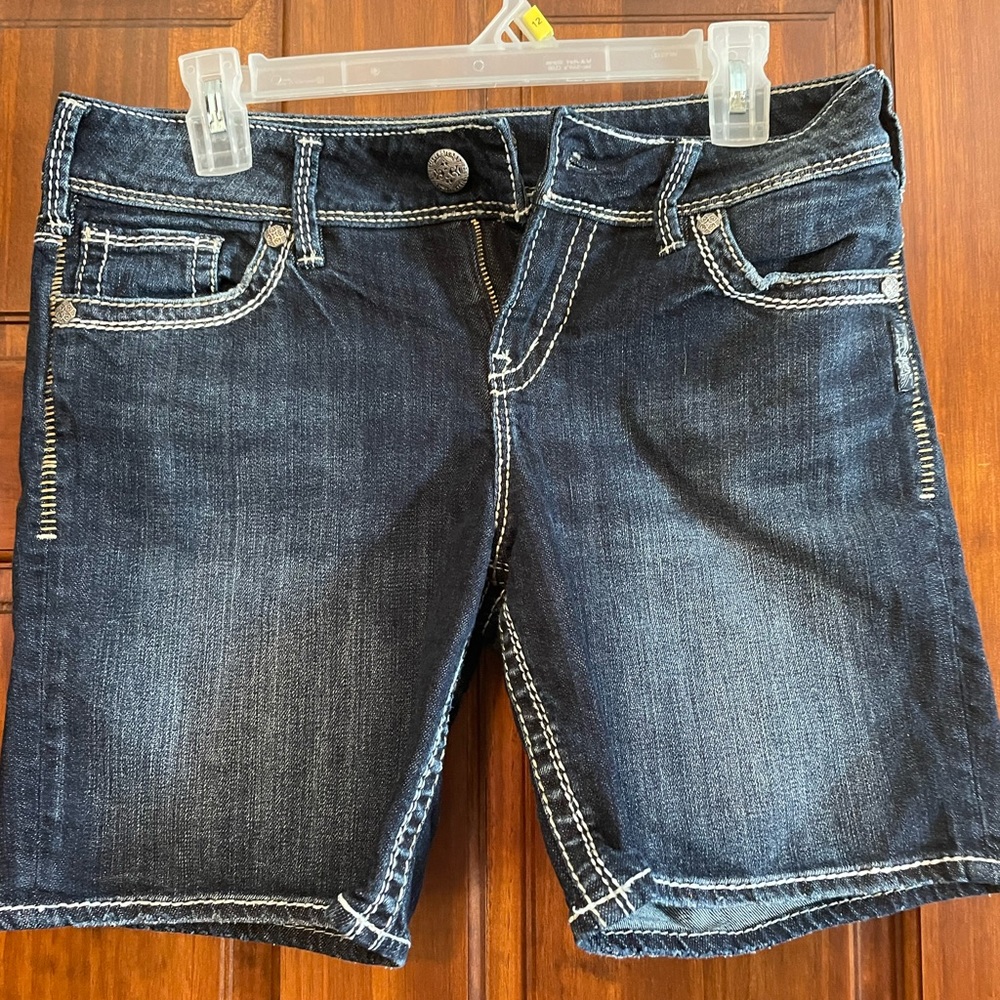 Silver Jeans Bermuda Suki Short Size 29